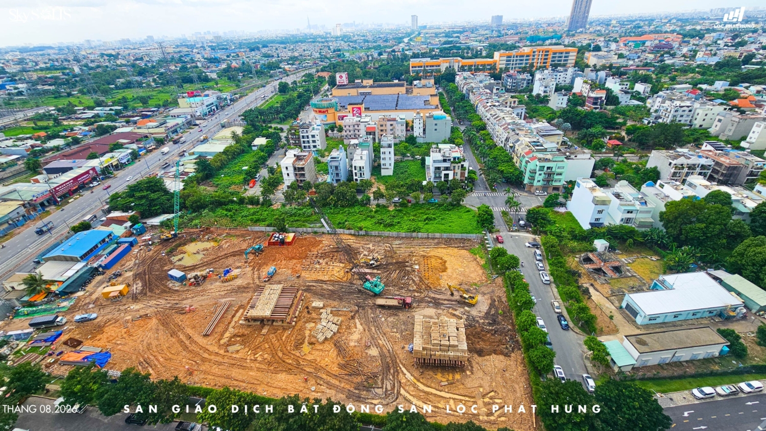 Tiến độ Sky Solis Tháng 08.2026